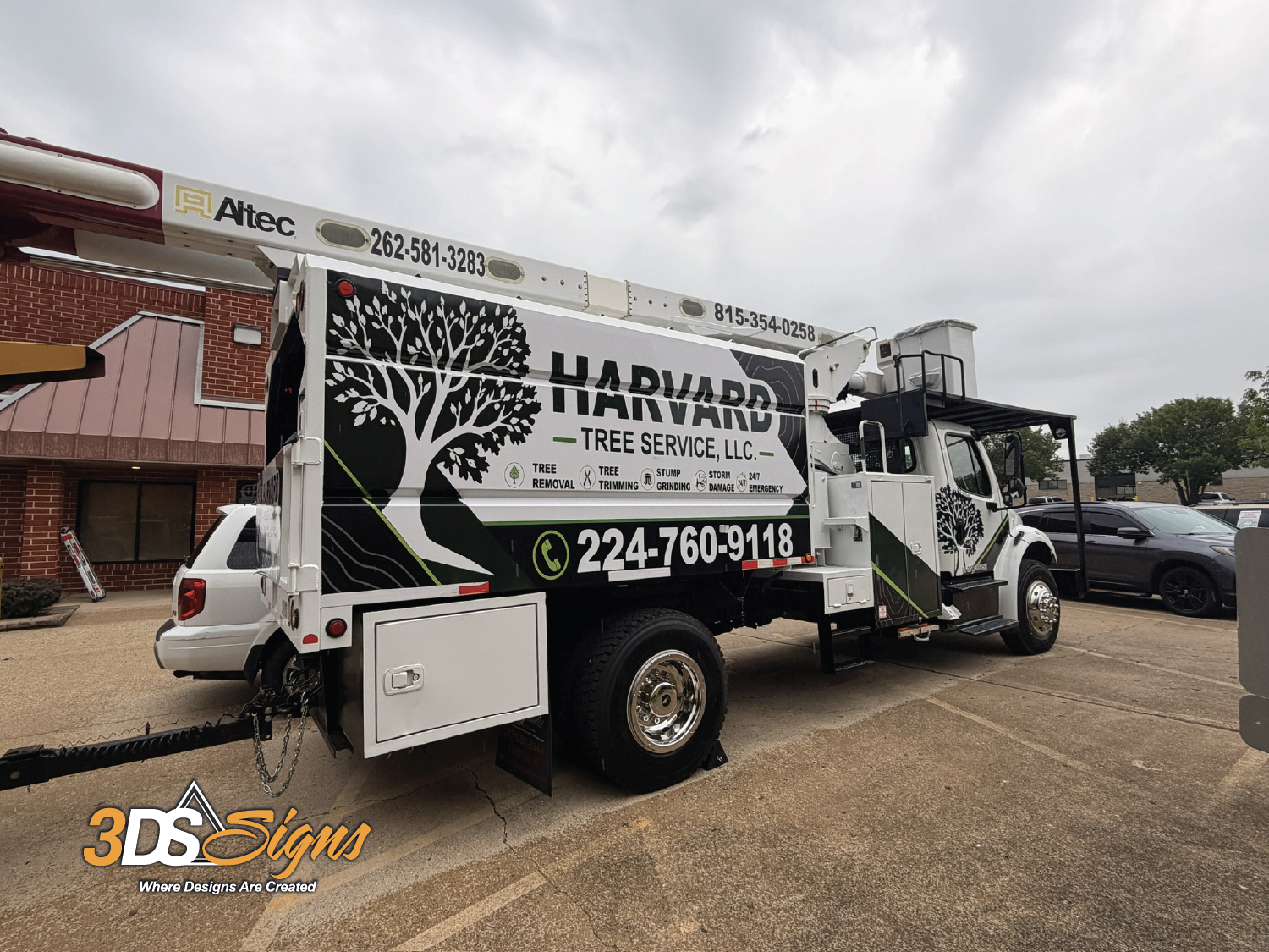 Custom Vehicle Wrao
