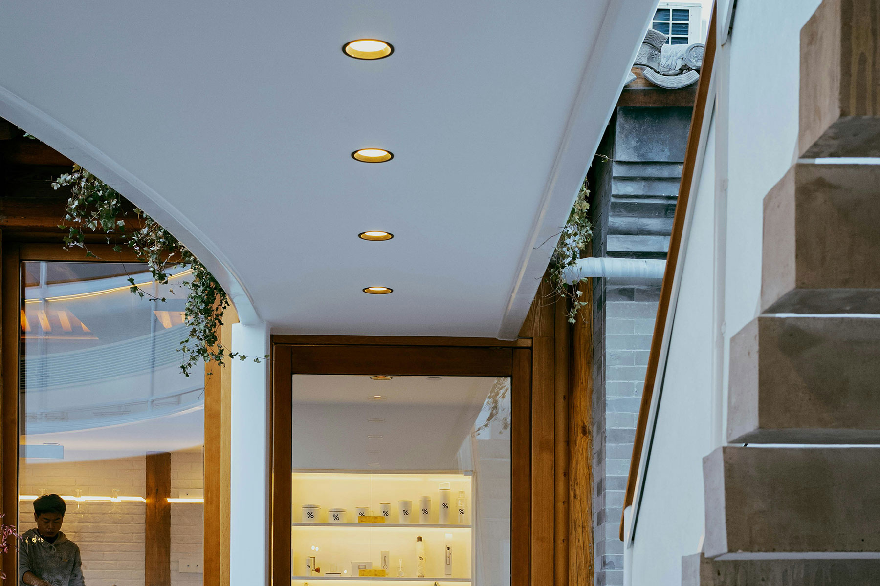 Recessed can lighting
