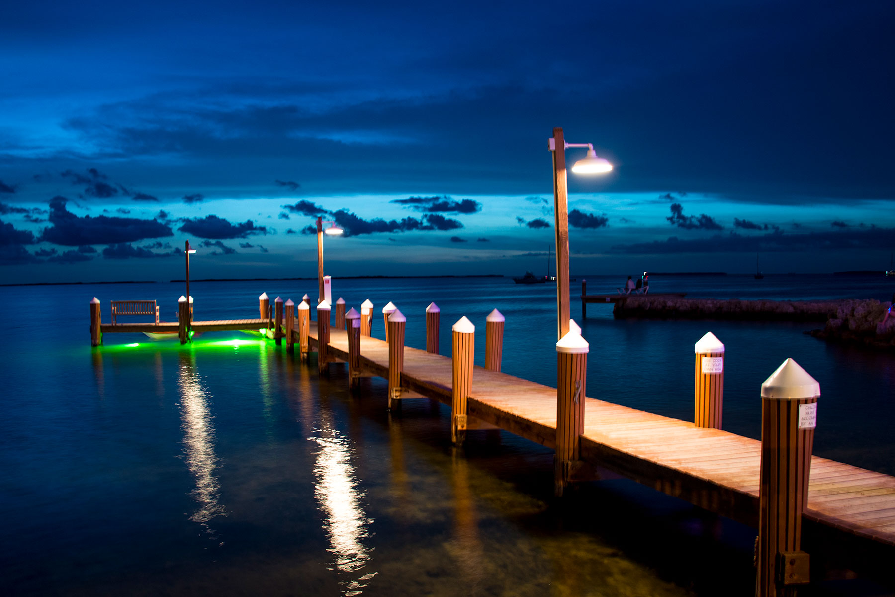outdoor dock lighting