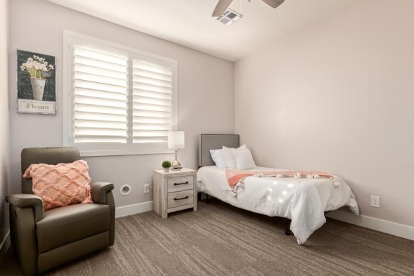Furnished bedroom at Ohana Straight Arrow North.