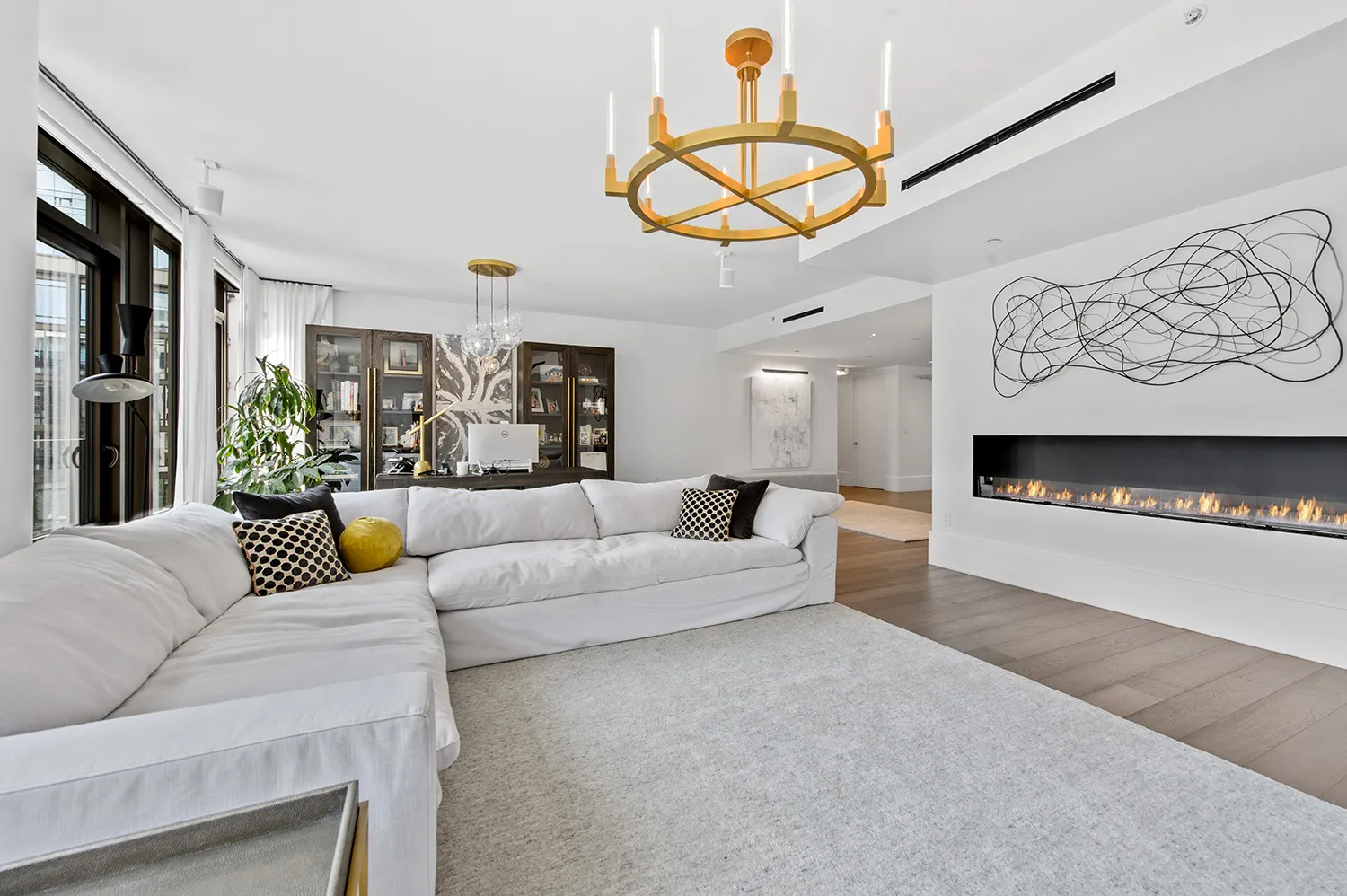 3 bedroom, 4 bathroom property at 429 Kent Avenue, Unit L53 in Williamsburg