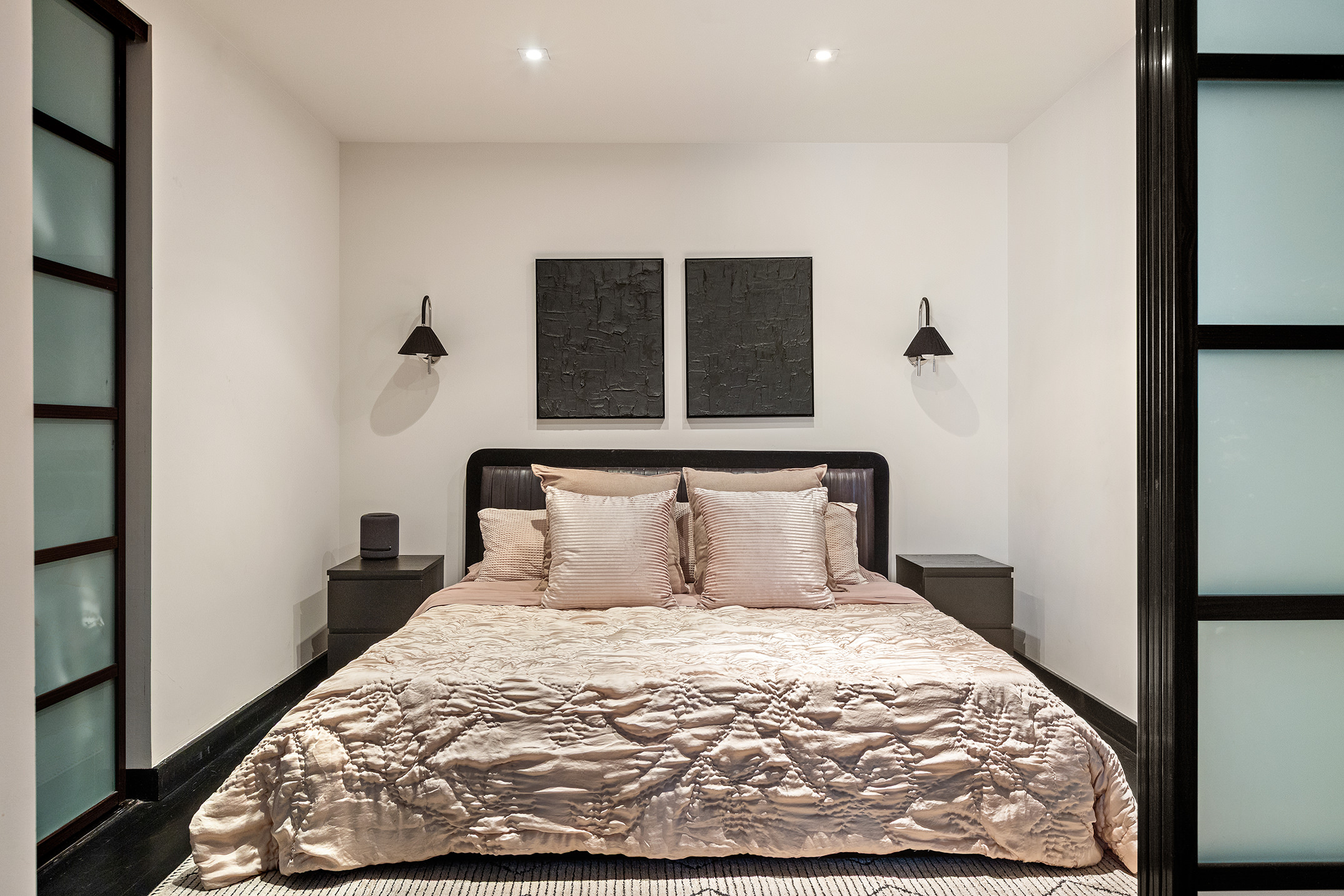 1 Bedroom, 1 Bathroom property at 20 Pine Street, Unit 1205 in Financial District