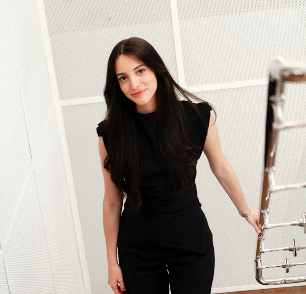 Meet Beri Moni, a Licensed Real Estate Salesperson with The Finelli Team at Compass. Specializing in creative marketing, global connections, and exceptional NYC client service.
