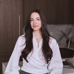 Meet Beri Moni, a Licensed Real Estate Salesperson with The Finelli Team at Compass. Specializing in creative marketing, global connections, and exceptional NYC client service.
