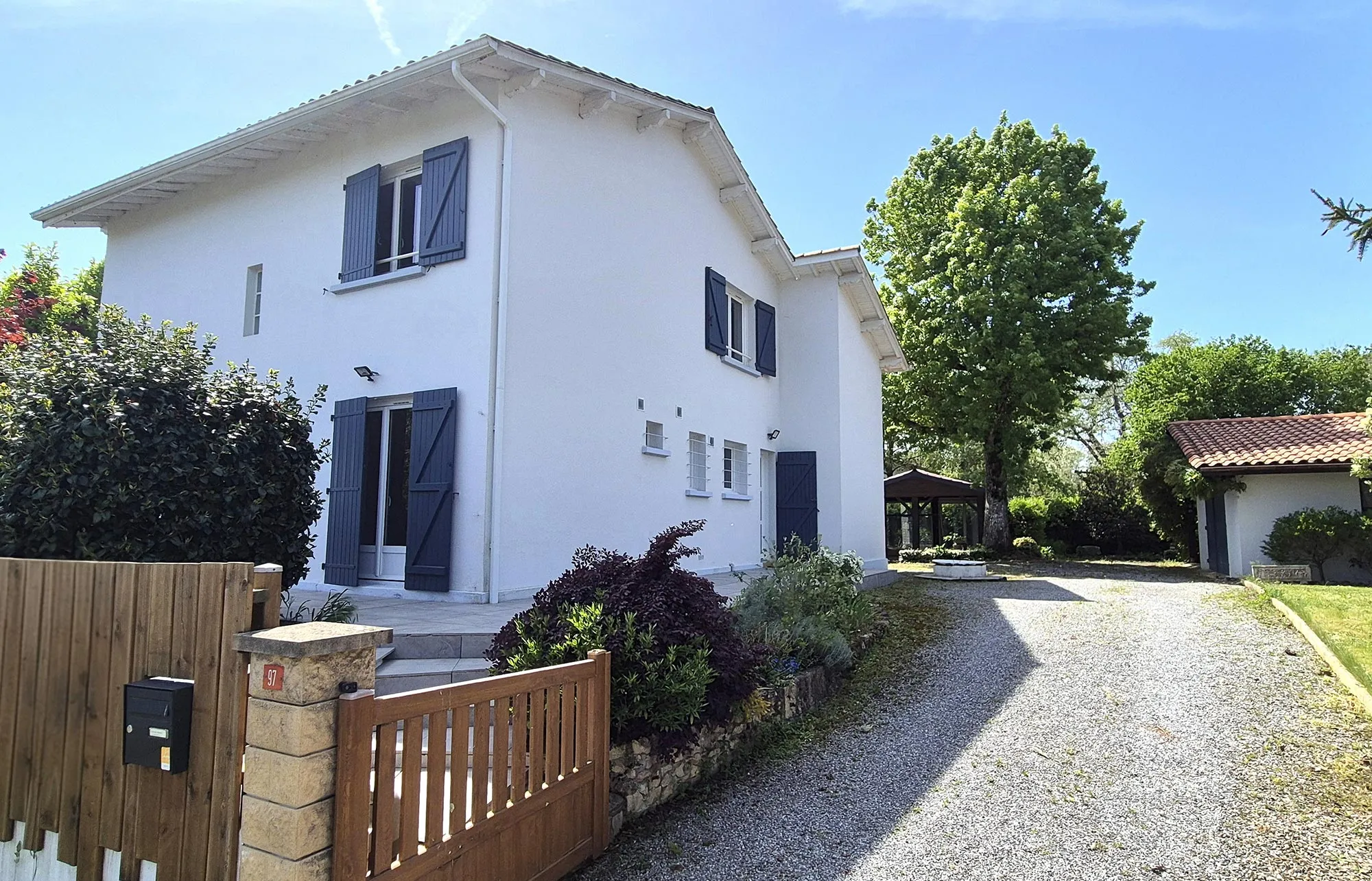 Vue principale de Villa Gaëlle villa à vendre à Bretagne-de-Marsan 157,67m2