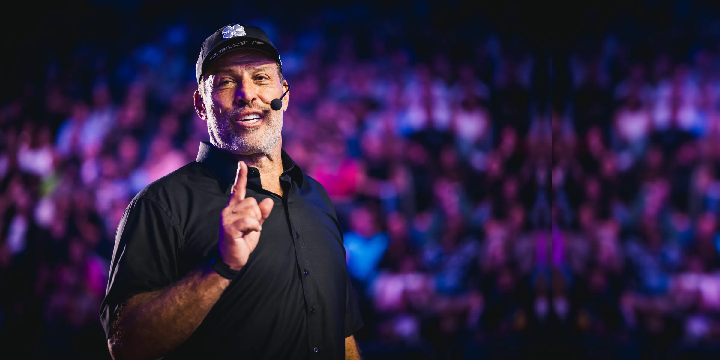 Tony Robbins on stage