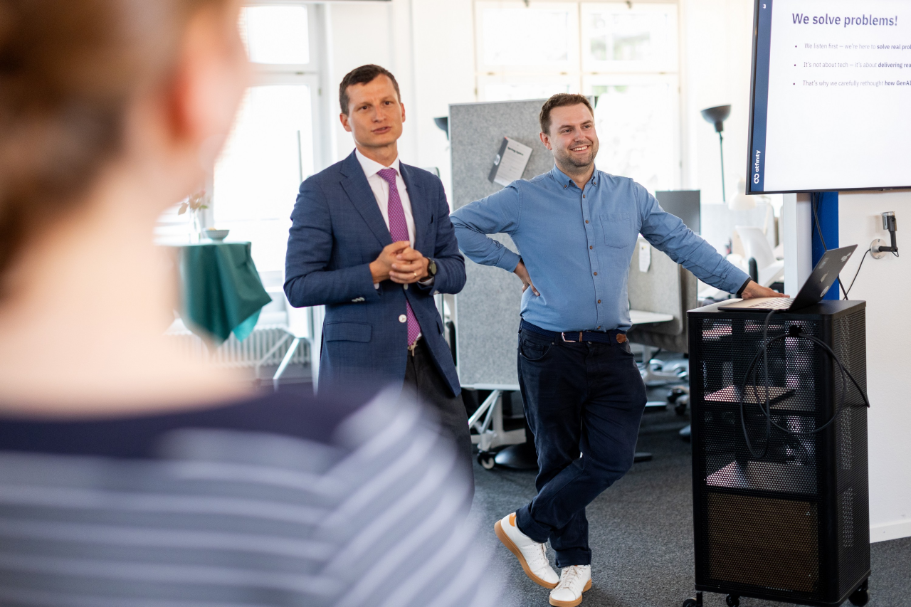 Atfinity CEO Alexander Balzer and CTO Thorben Croise giving a presentation