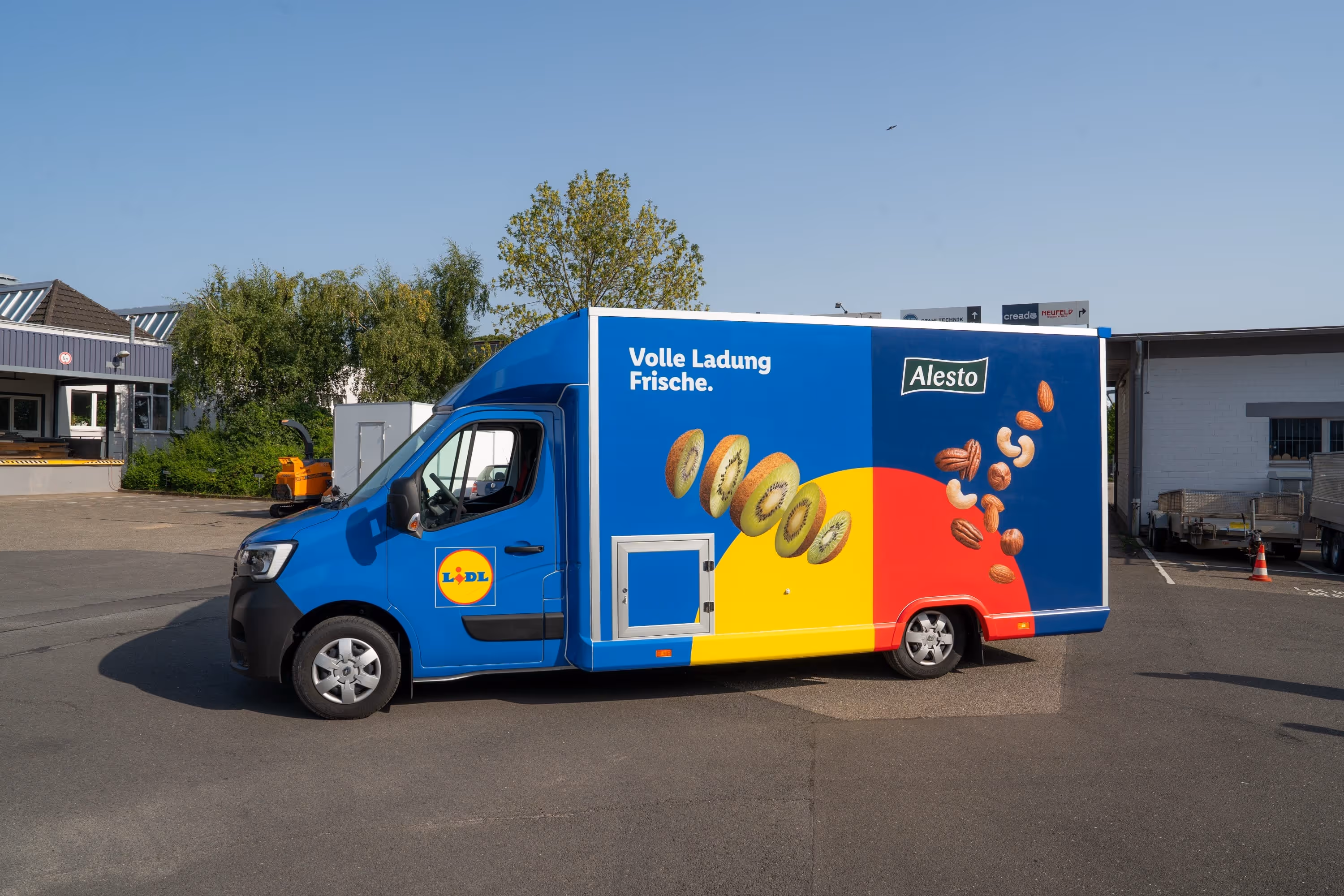 Fahrzeugfolierung Foodtruck Lidl