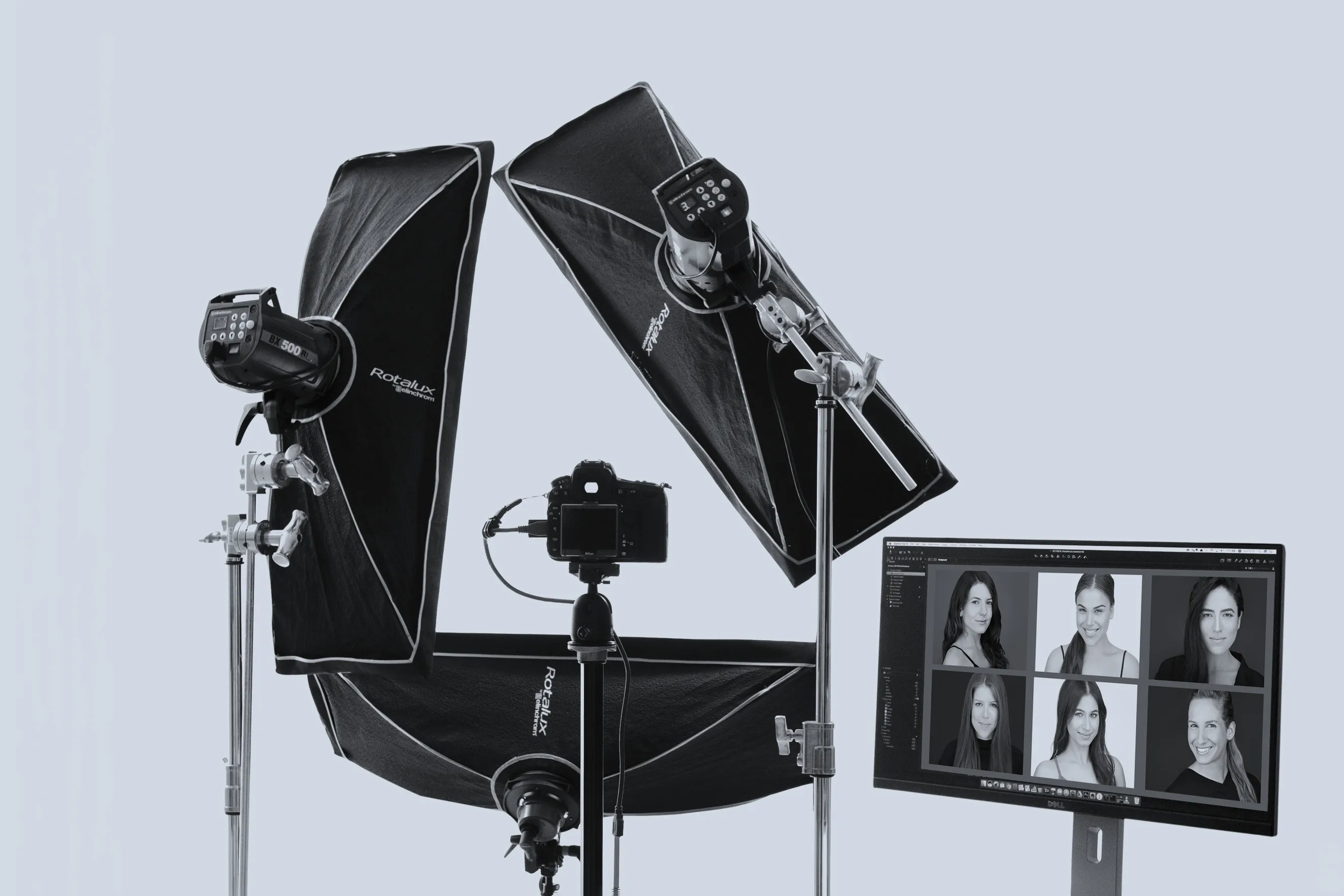 עמדת הצילום המקצועית בסטודיו בהוד השרון. תמונות סטודיו המשרות אווירה מזמינה ומדויקת באתר הבית.