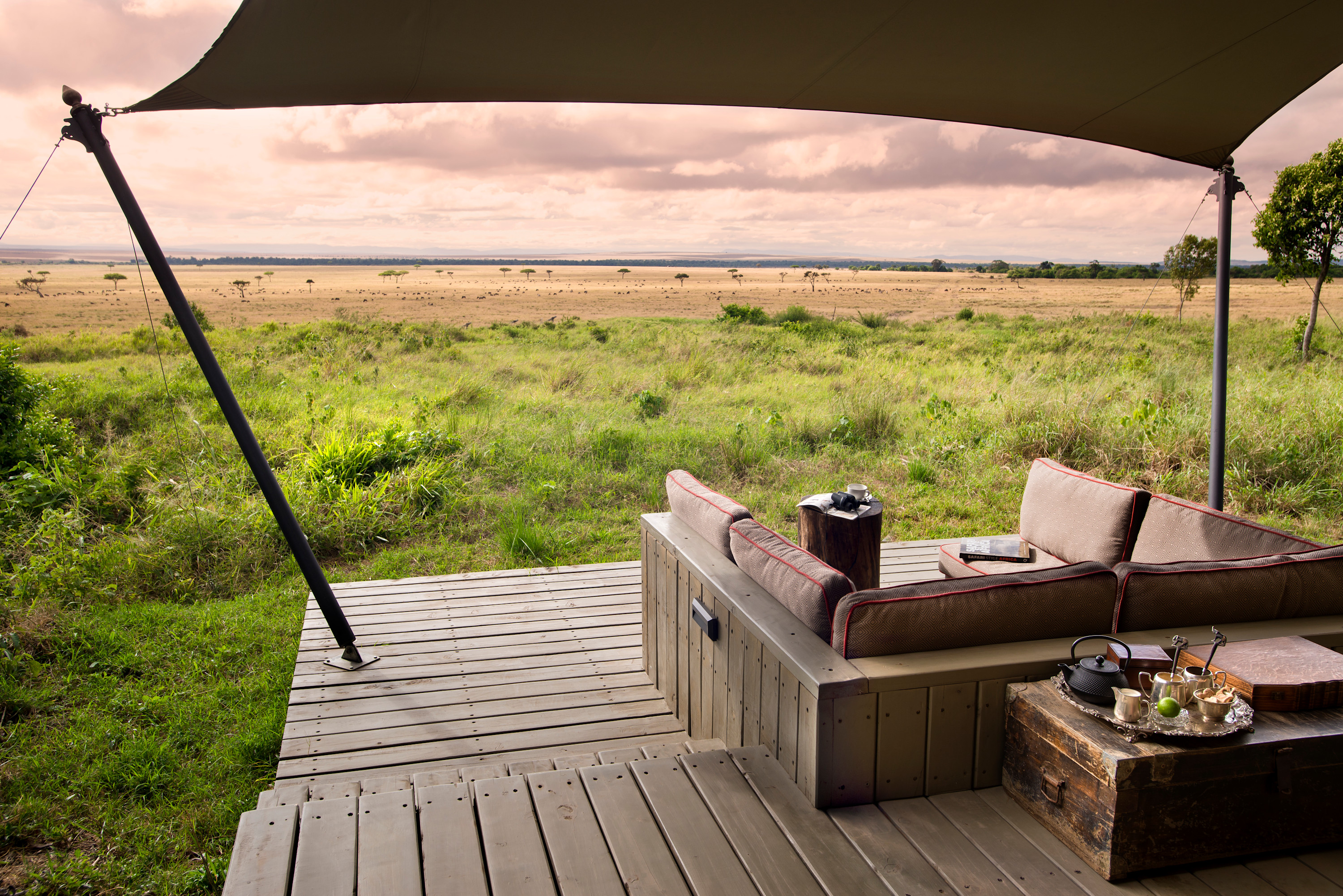 Located within the Kichwa Tembo private concession, Bateleur Camp offers exclusive wildlife viewing, direct access to the migration routes, and fewer vehicles than the public reserve.