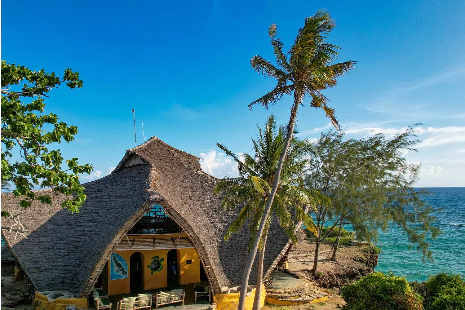 Interactive exhibits and programs for guests and local schools—learn about conservation in fun, inspiring ways.