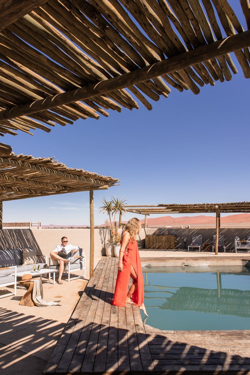 Family chalets and children’s programs make this lodge ideal for all ages, with fun and educational activities in the desert.
