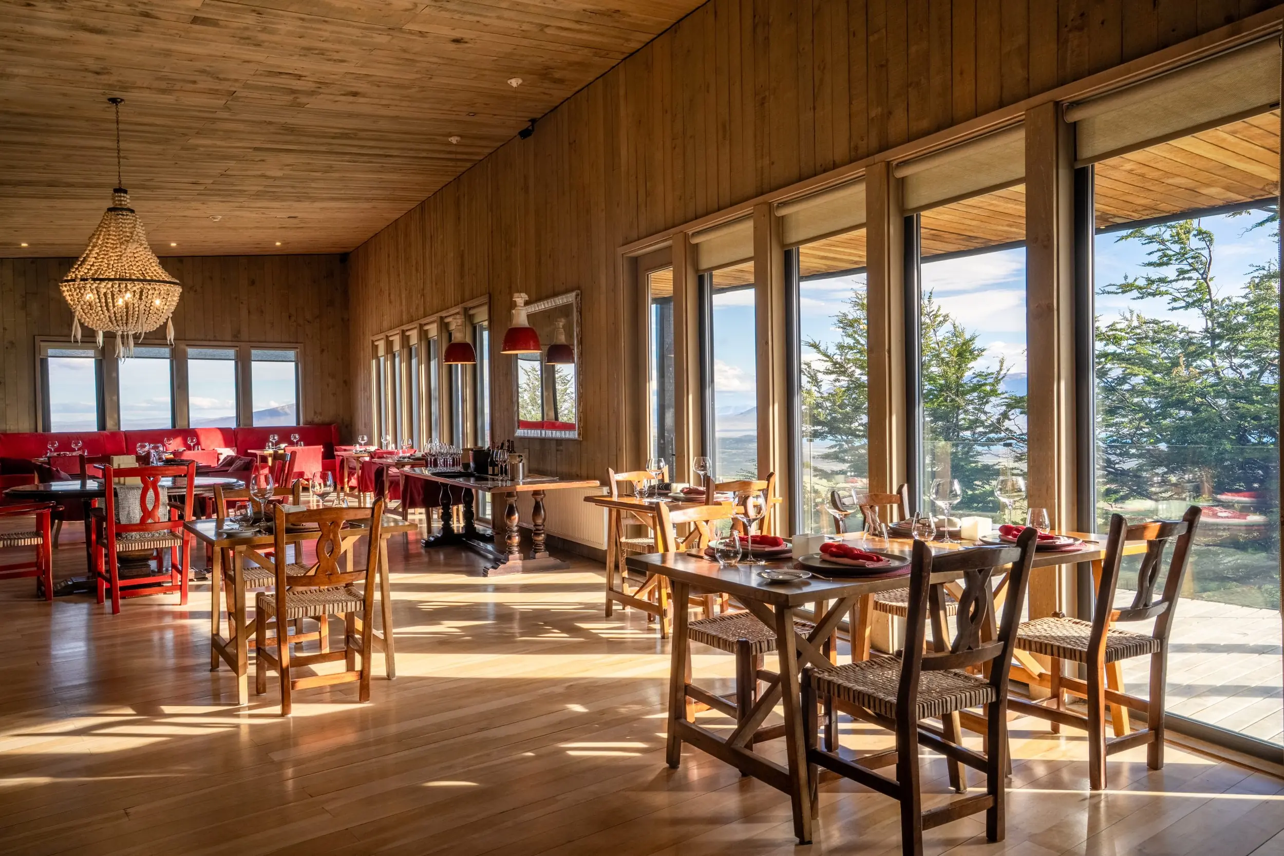 Seasonal cuisine inspired by Patagonia’s land, sea, and regional ingredients.
