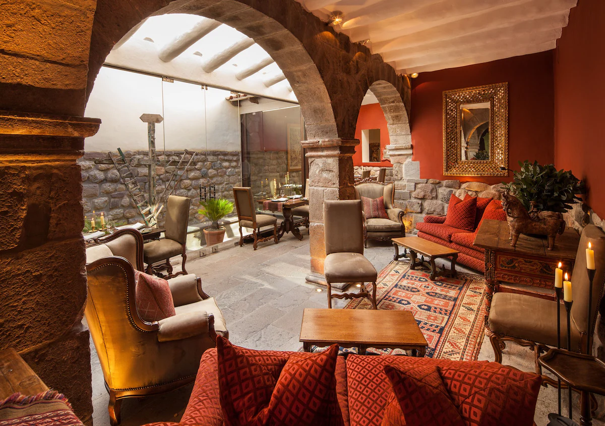 A meticulously restored 17th-century manor preserving Cusco’s architectural heritage.