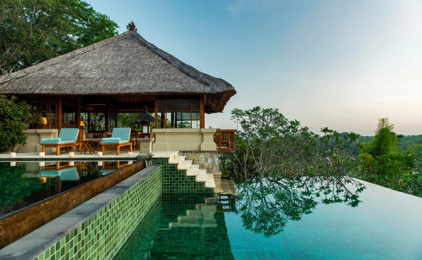 Amandari sits on the verdant lip of the Ayung River Gorge, creating an immersive landscape setting close to Ubud.