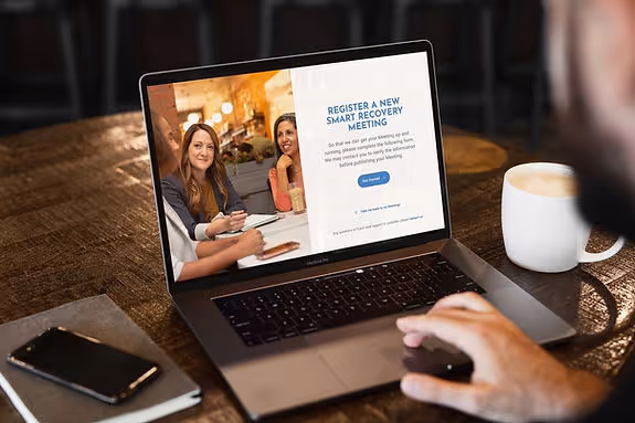 Laptop demonstrating Smart Recovery service