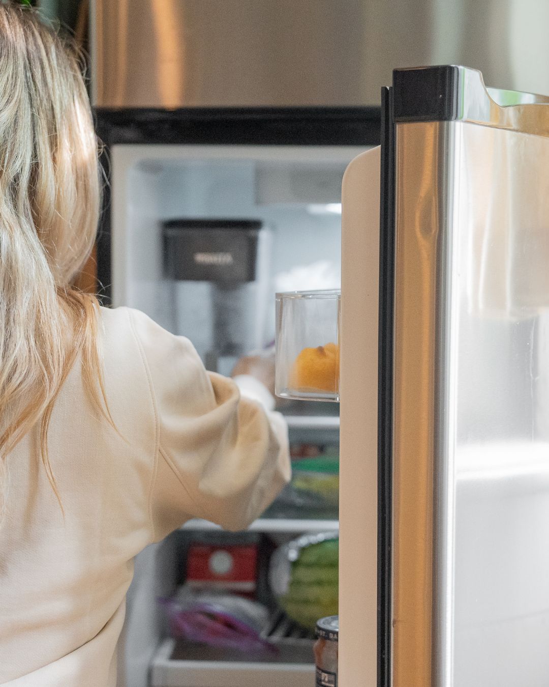 cleaning out refrigerator