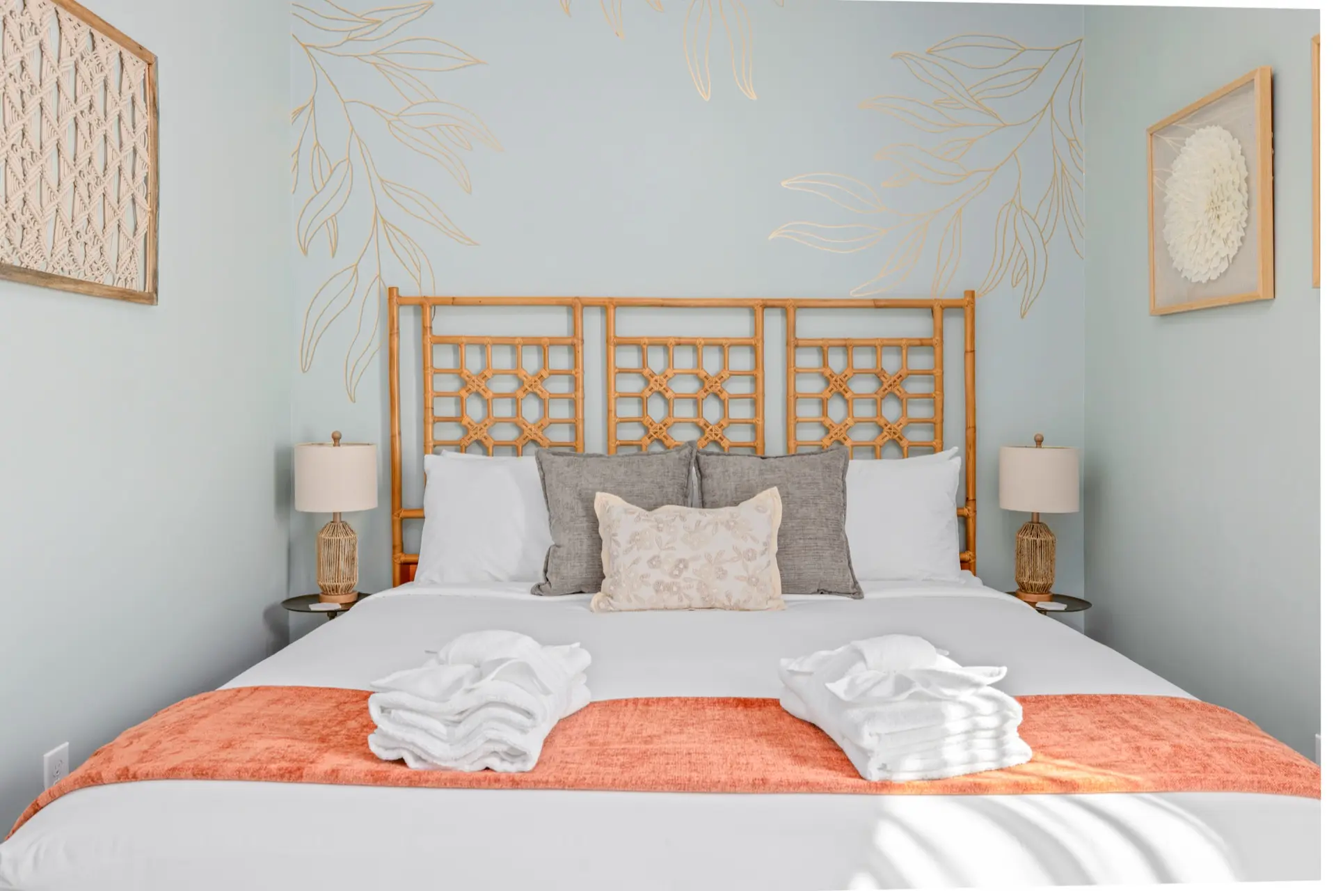 Camellias Suite B 09