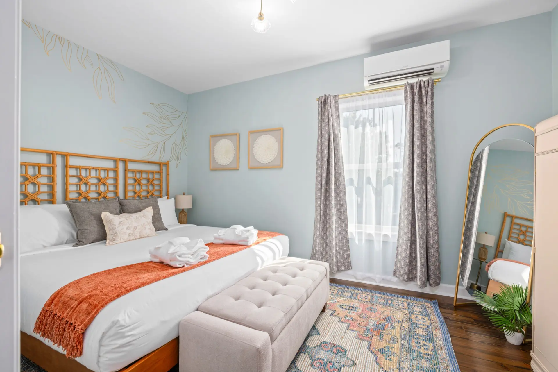 Camellias Suite B 08