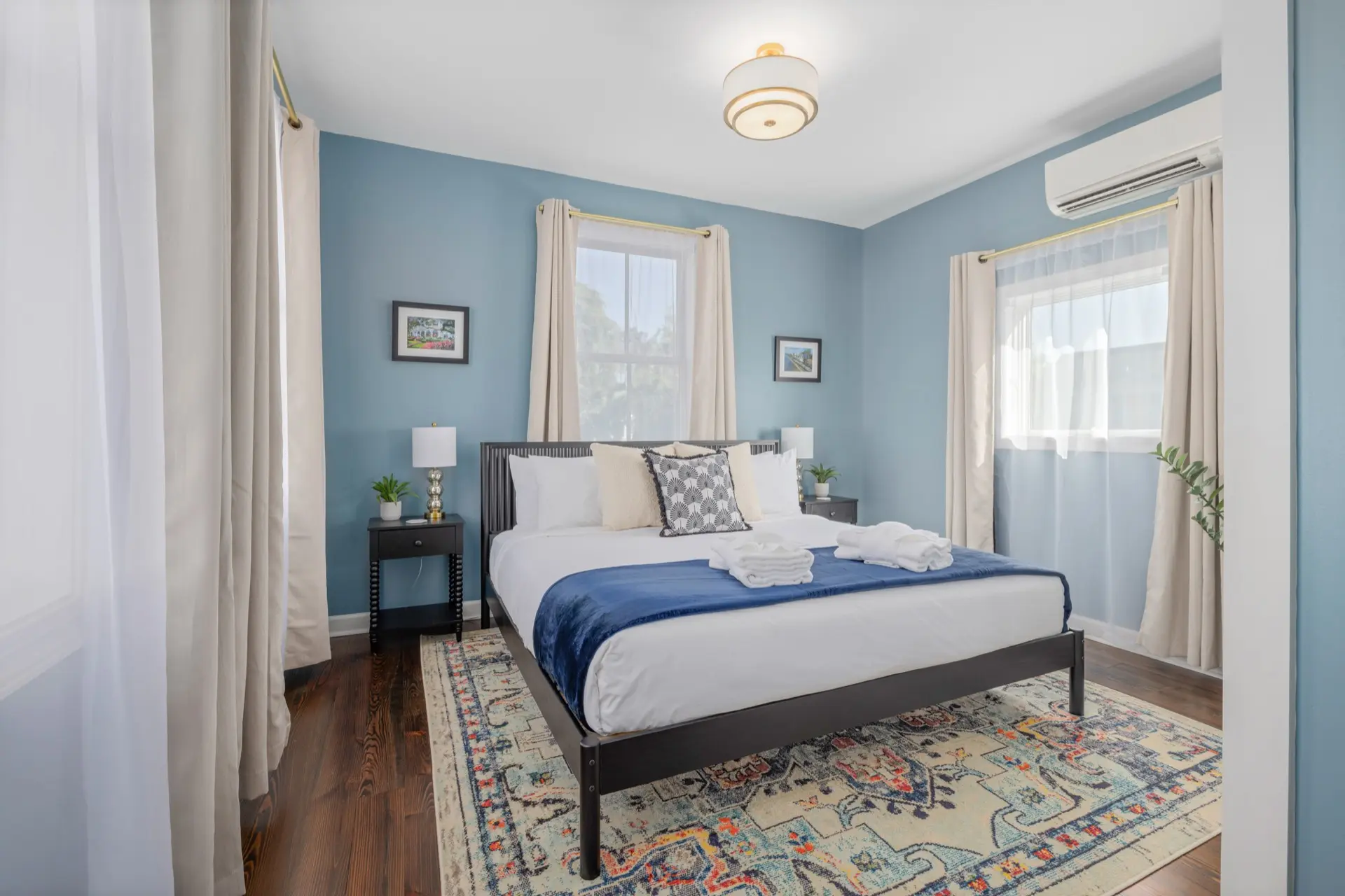 Camellias Suite B 10