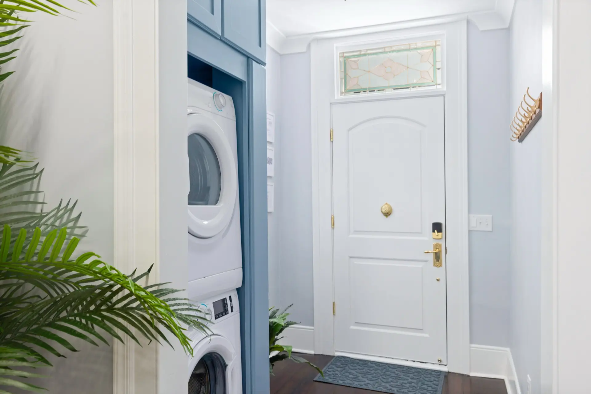 Camellias Washer & Dryer