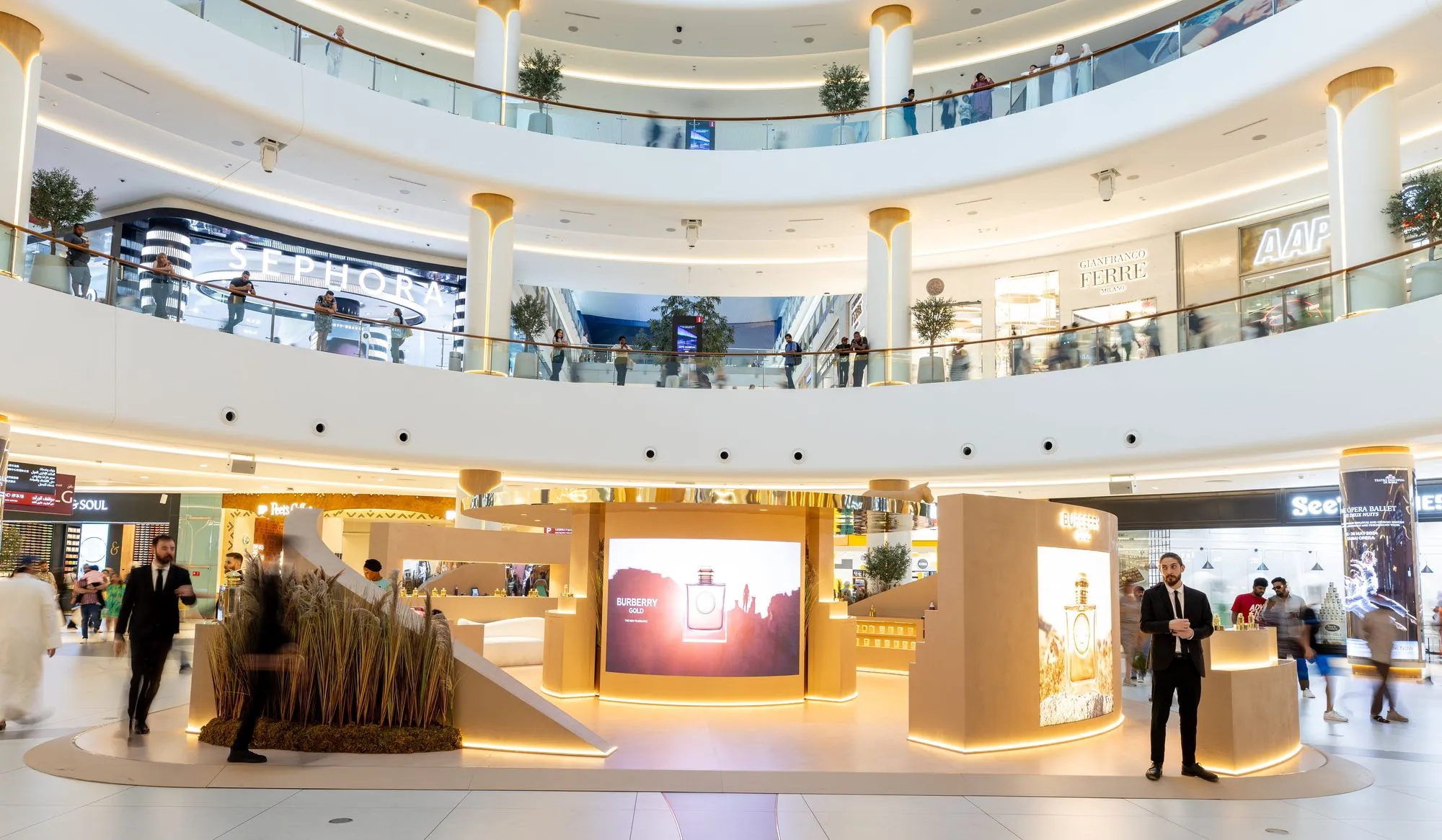 How to Choose the Right Retail Fit Out Contractor in Dubai?