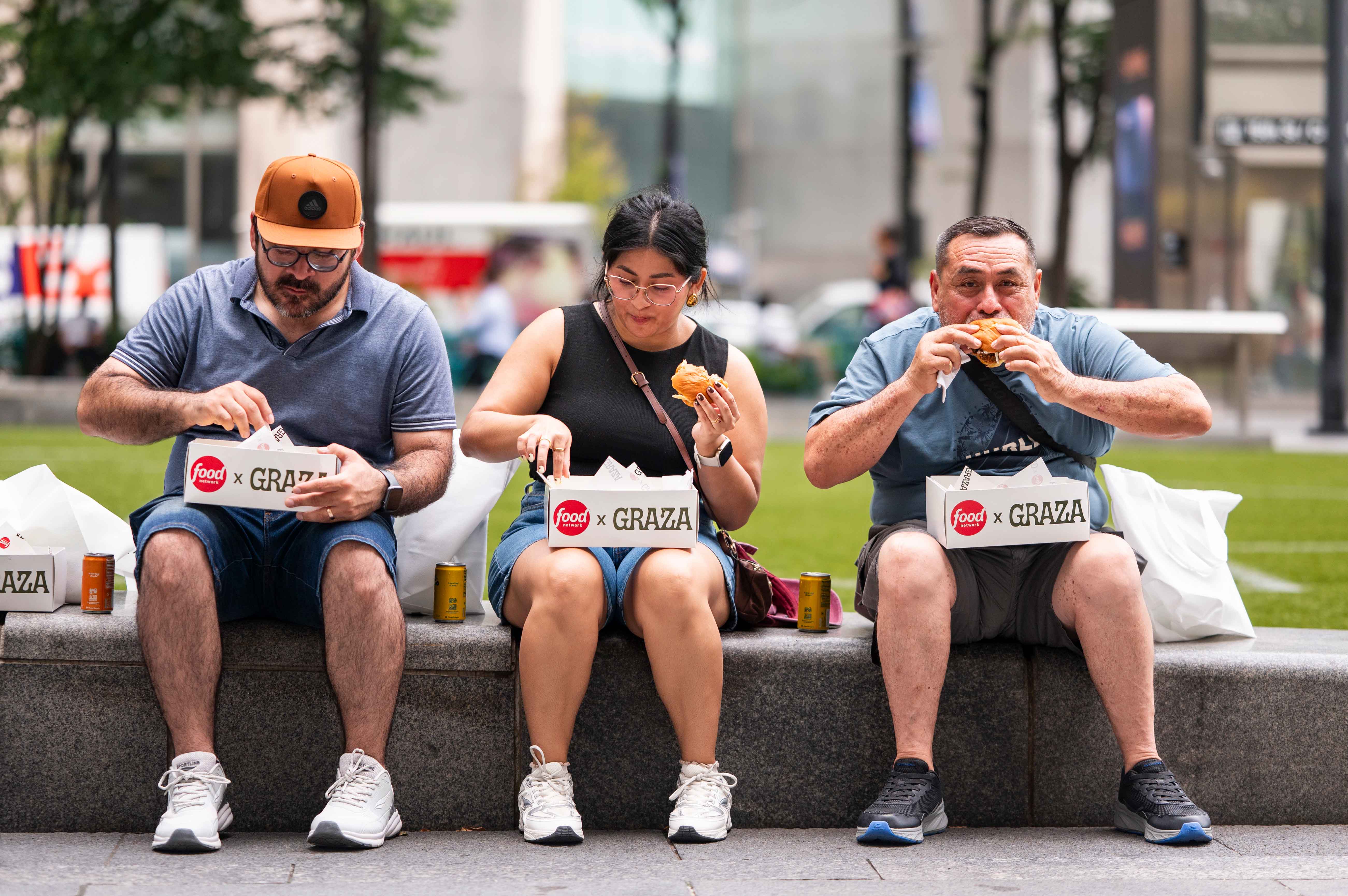 Bring the GRAZA x Food Network partnership to life in support of the new season of The Great Food Truck Race, building excitement through a high-energy culinary tour that introduced consumers to GRAZA products and show-inspired recipes.