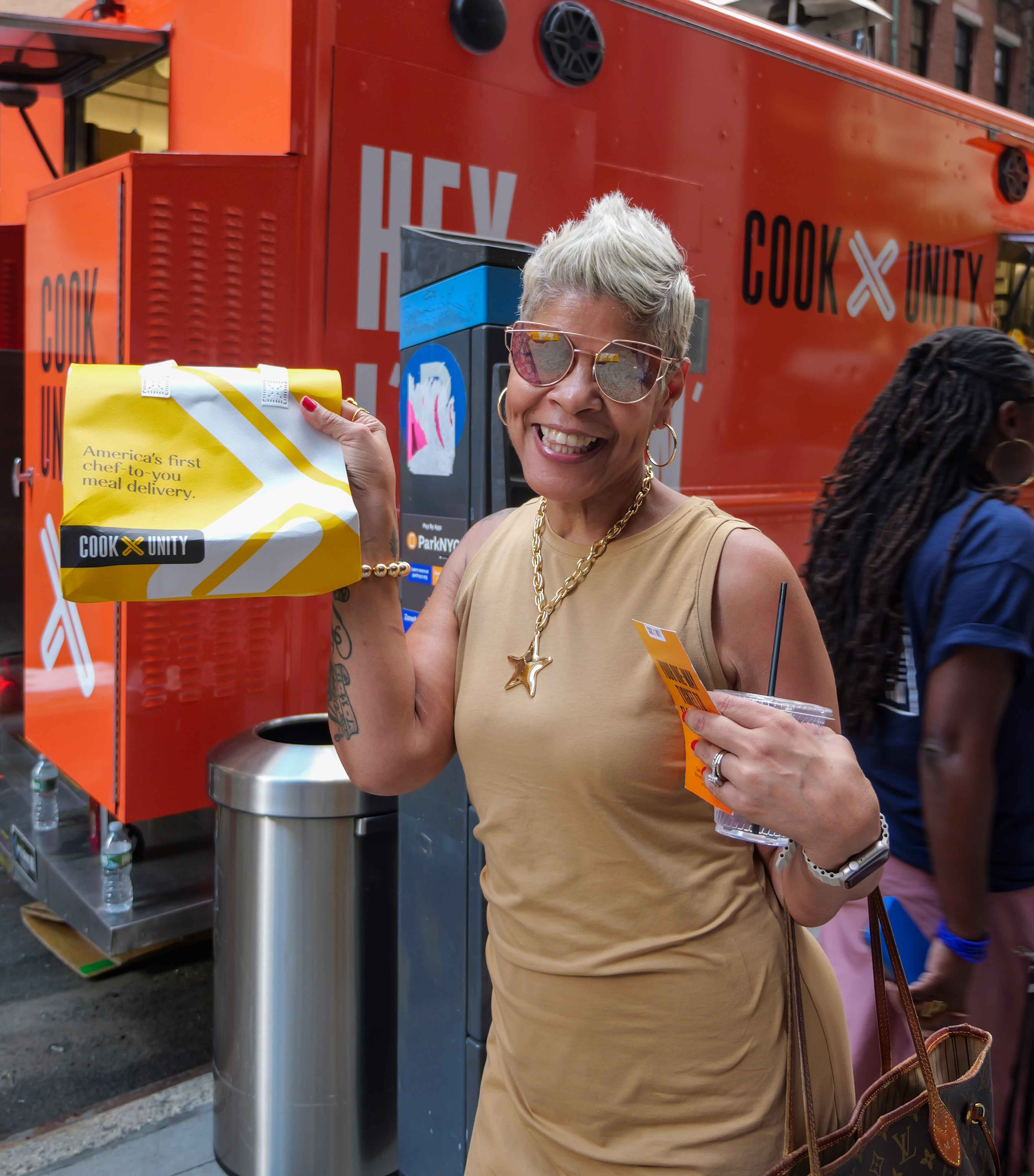 Bring CookUnity’s chef-crafted meal experience directly to New Yorkers through a seven-day guerrilla food truck activation designed as a test-and-learn program. The tour aimed to drive customer sign-ups while testing locations, timing, sampling formats and engagement tactics to uncover the most effective approach for future experiential campaigns.