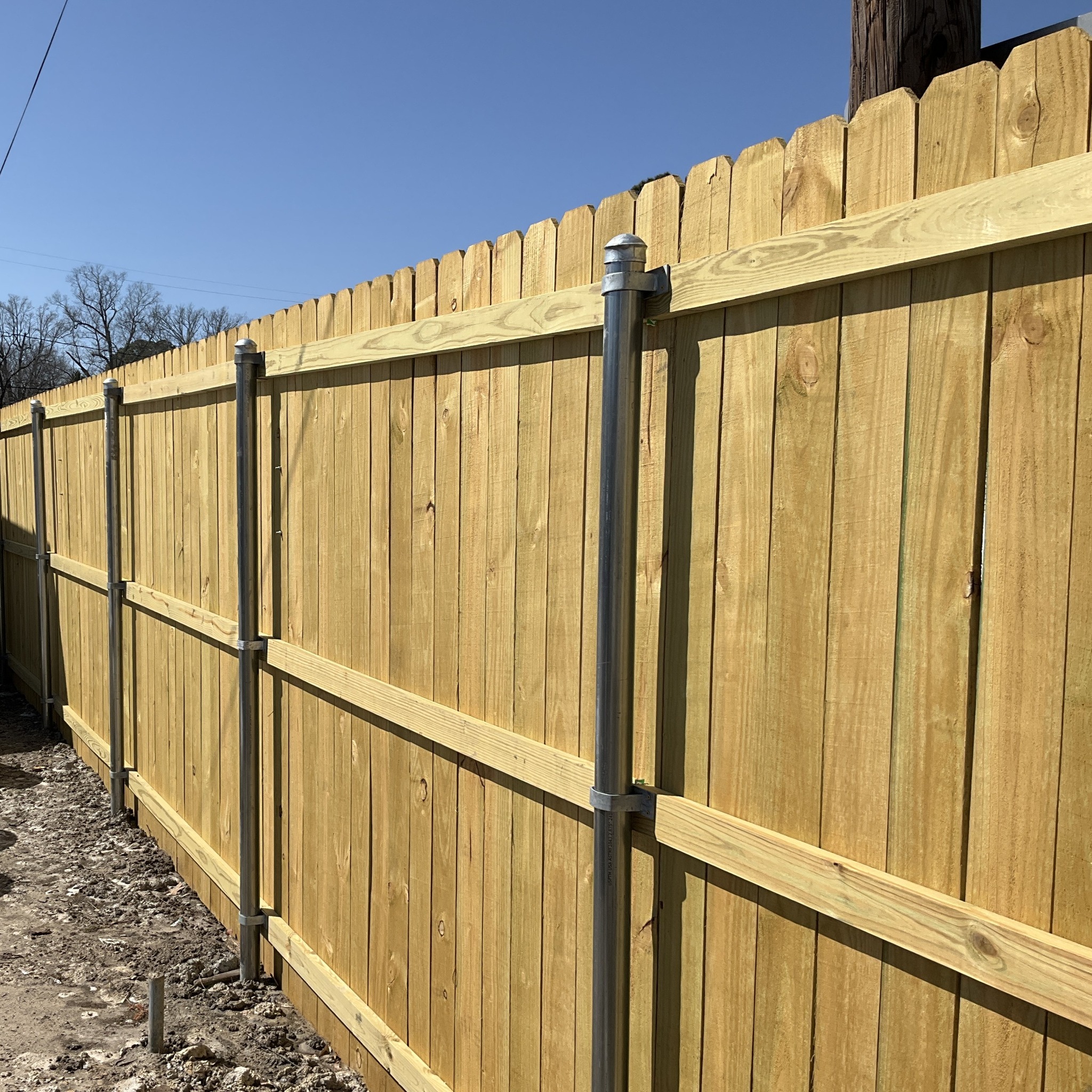  Dog Ear Picket Wooden Privacy Fence installation in Norfolk near Hank Avenue 6