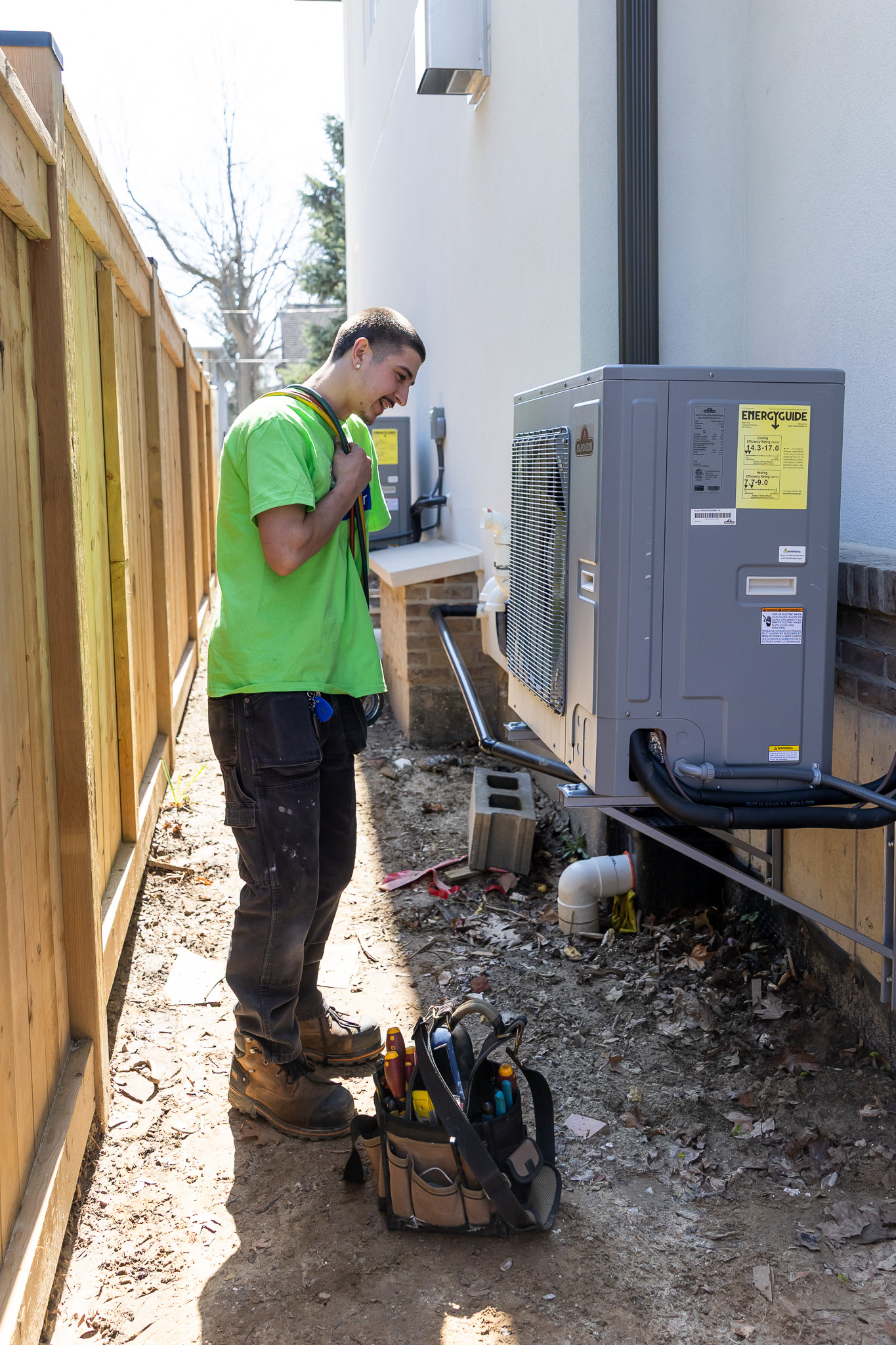 Same Day Heat Pump Replacement: Your Georgetown Survival Guide