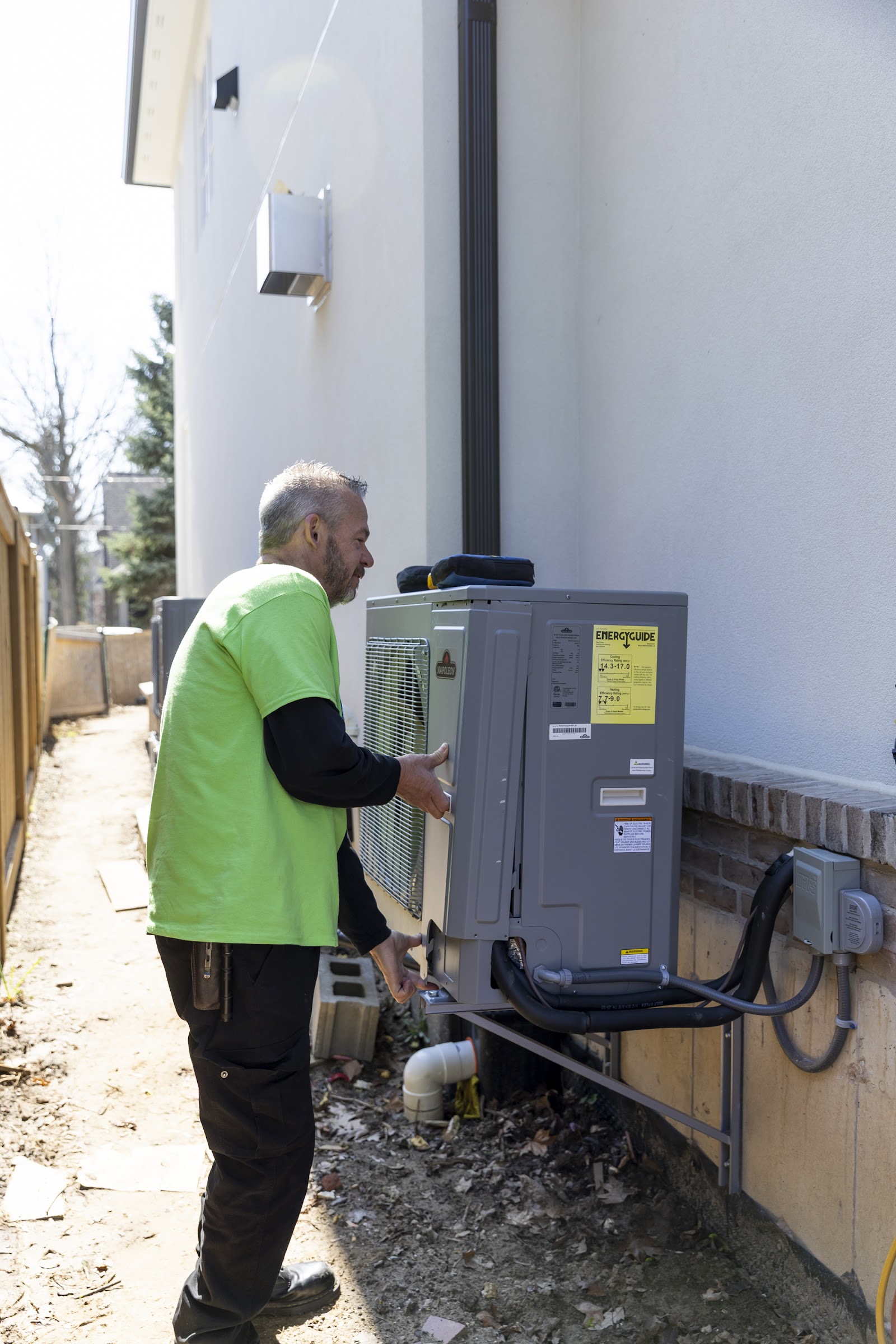 Chilling Out with Heat Pumps in Southern Ontario