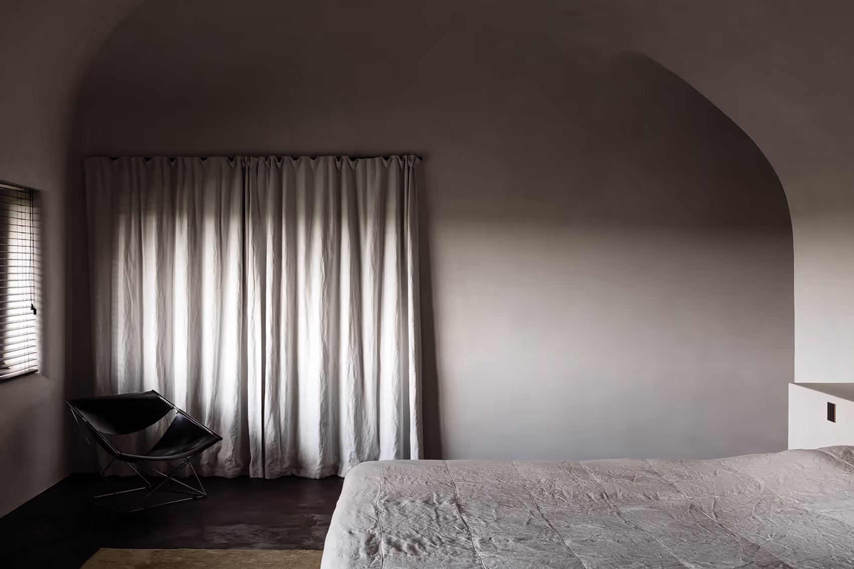 Studio LOHO Clay Finish Raw wall plaster