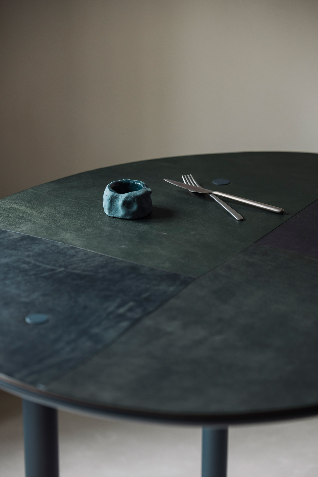 Studio LOHO Tables Leather