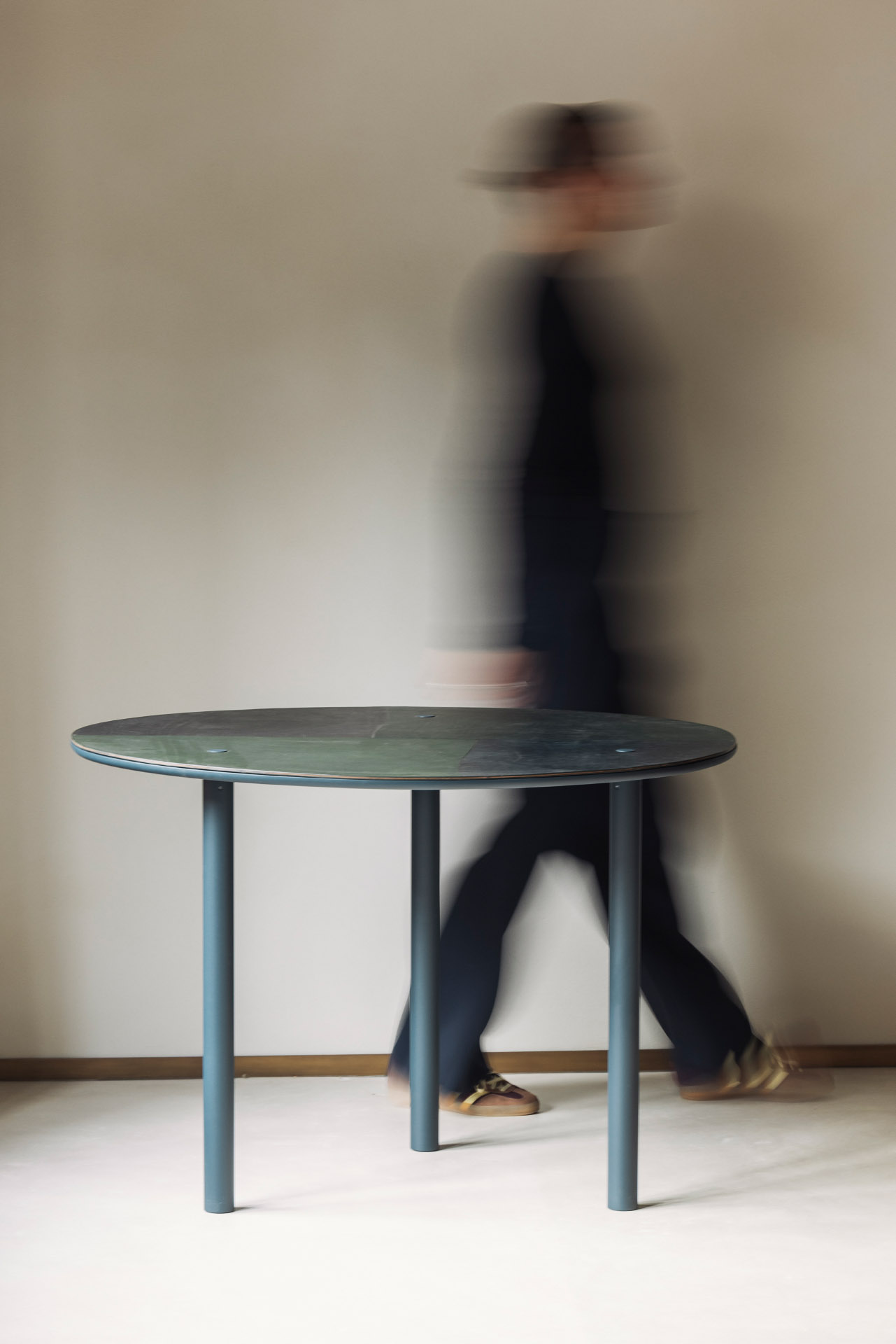 Studio LOHO Tables Leather