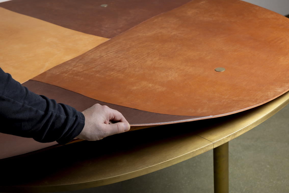 Studio LOHO Tables Leather