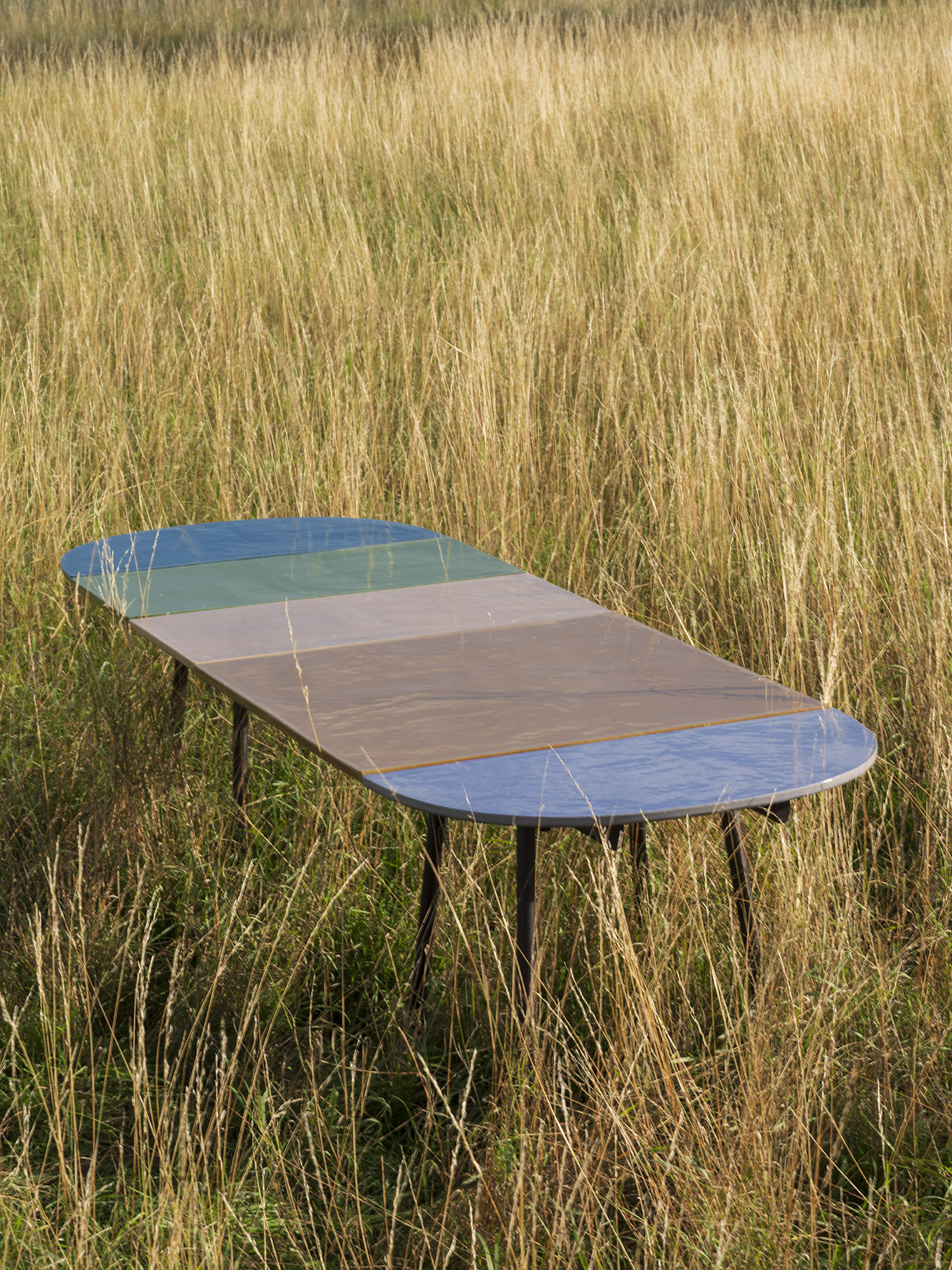 Studio LOHO Hopscotch table
