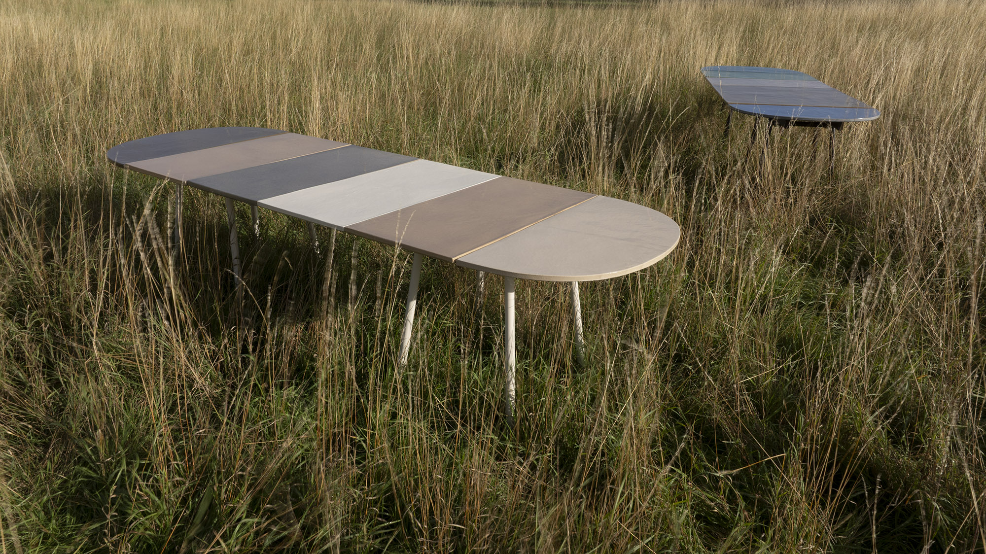Studio LOHO Hopscotch table