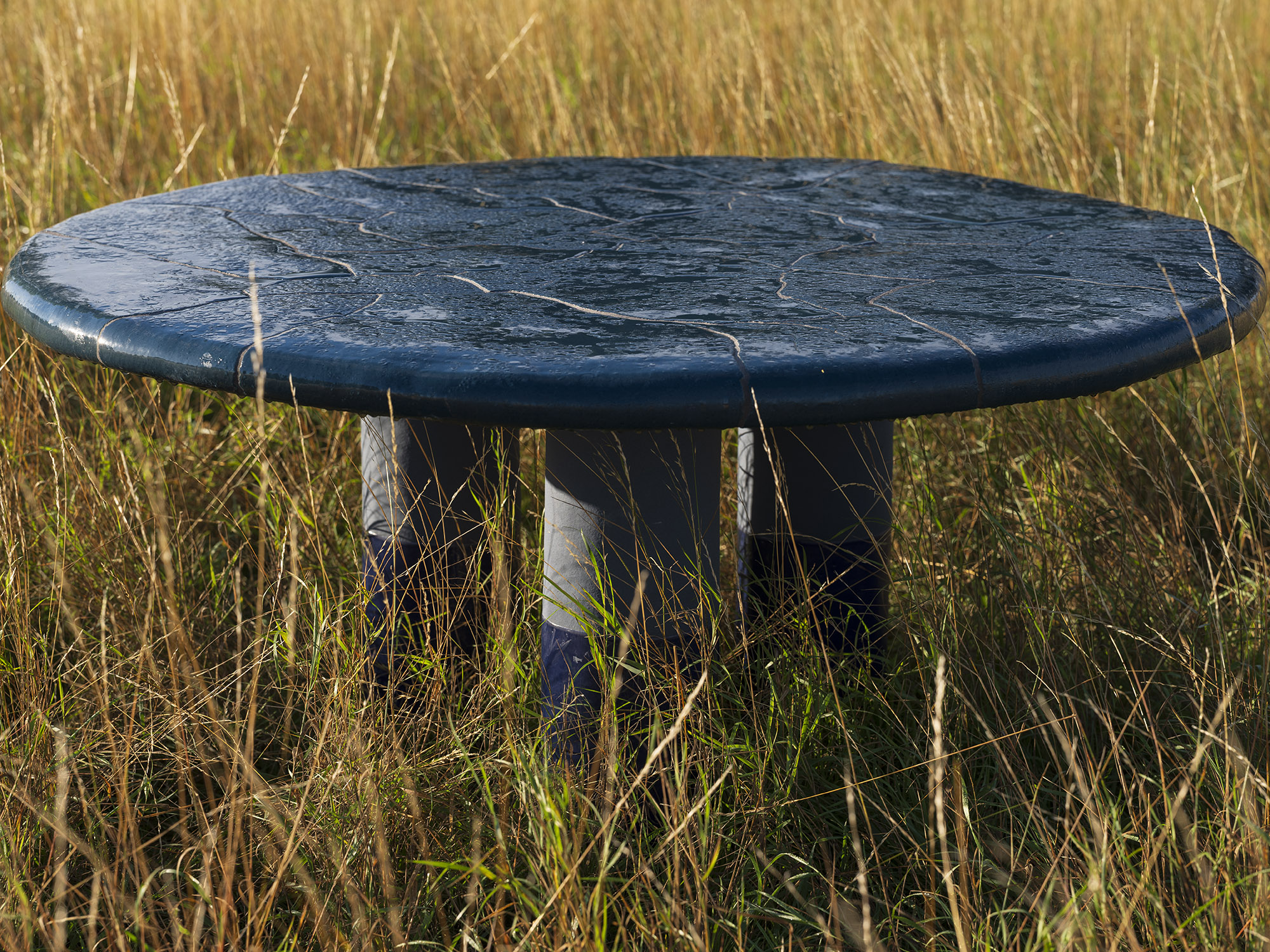 Studio LOHO Fragmented table