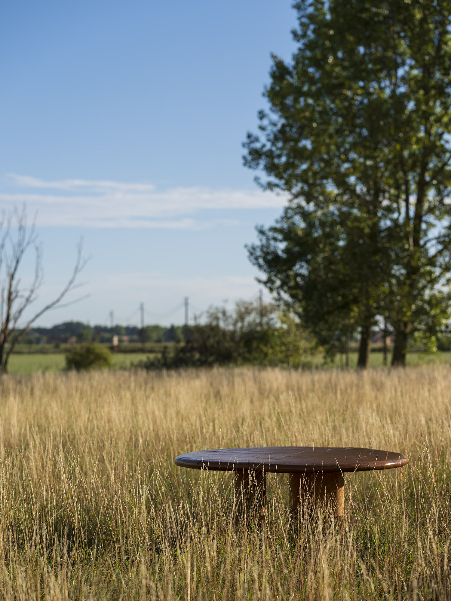 Studio LOHO Fragmented table