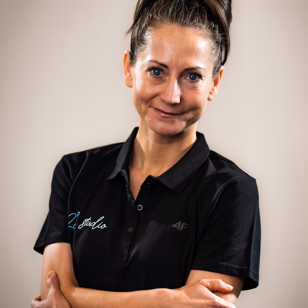 Zajęcia jogi w Brzegu Dolnym z Anią. Certyfikowana instruktorka Vinyasa Jogi i pasjonatka astrologii zaprasza na matę osoby z Wołowa i Środy Śląskiej.