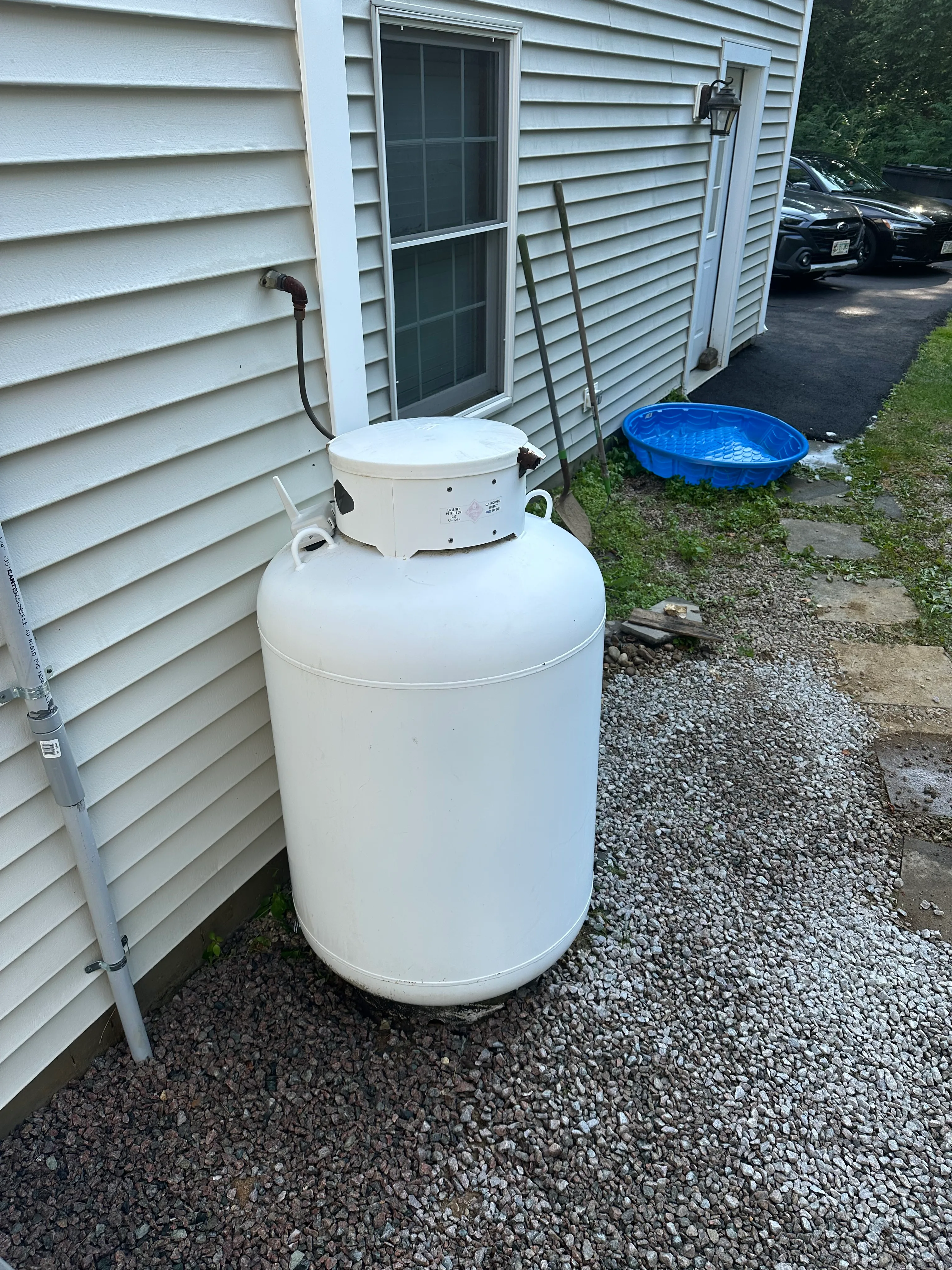 Driveway and concrete pressure washing in Seacoast NH