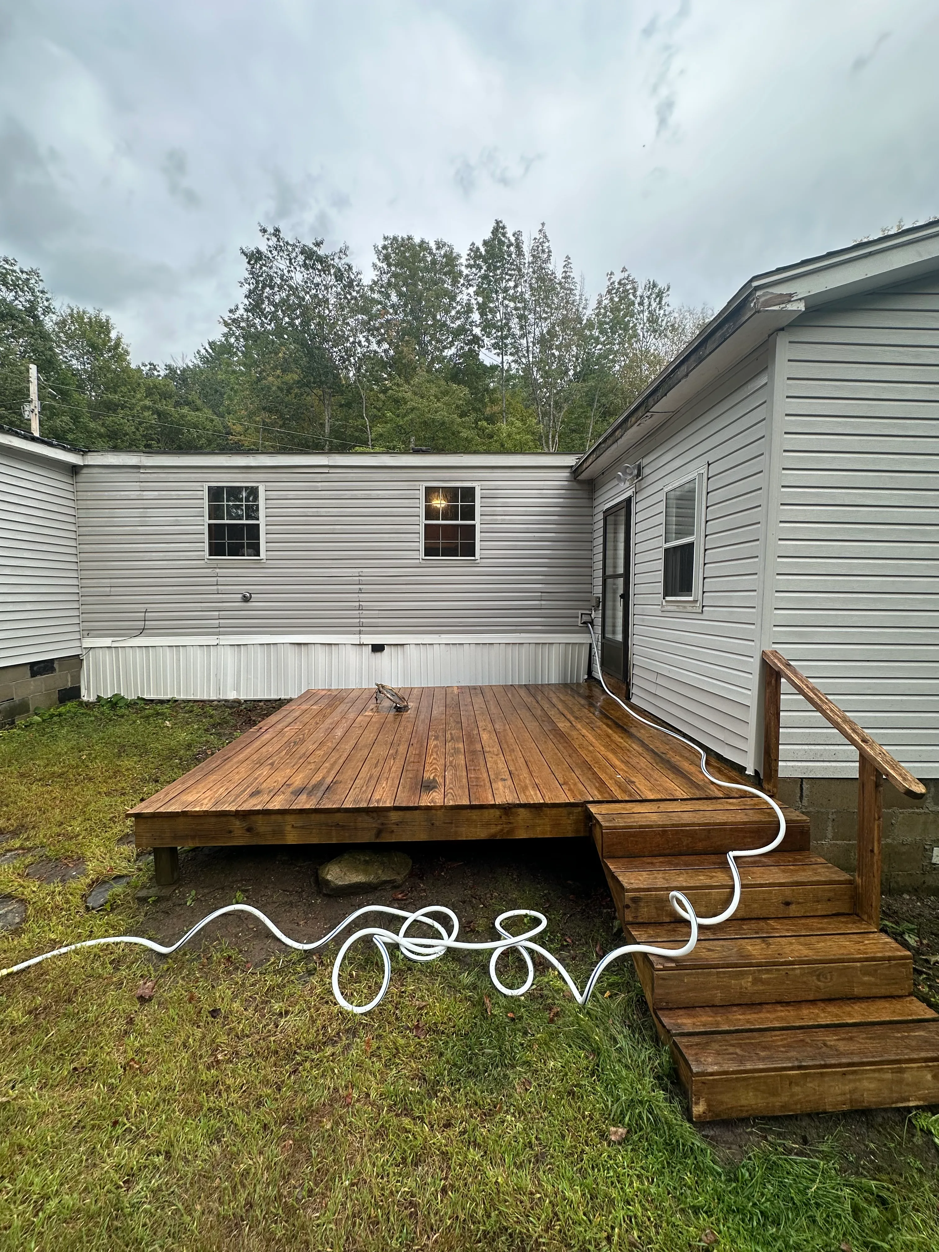 Deck and fence cleaning in Seacoast NH