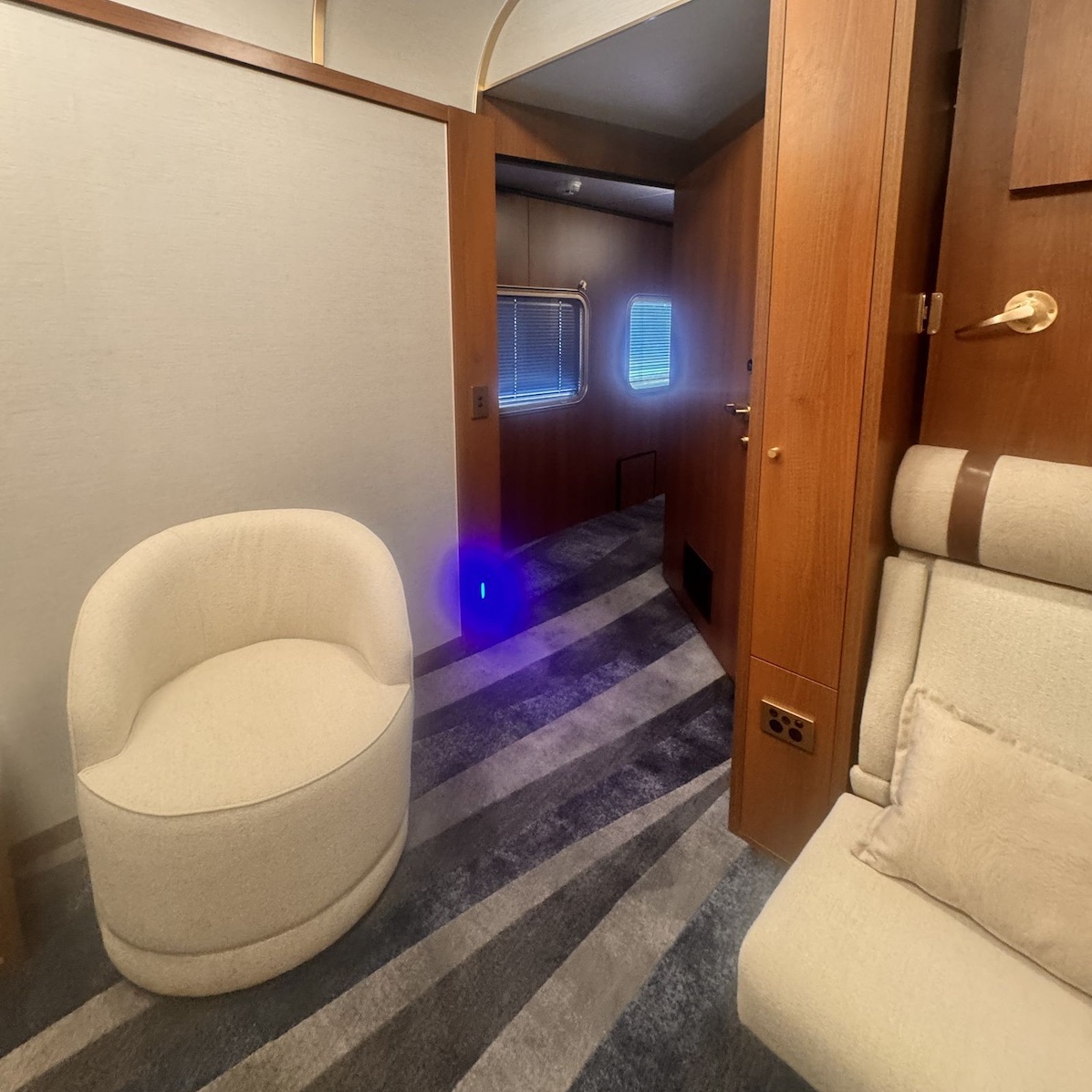 Gold Access Cabin & Gold Premium Access Cabin