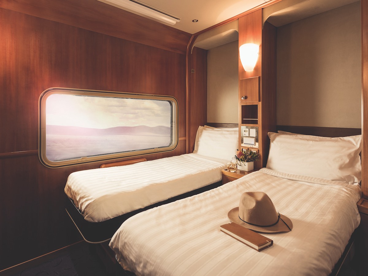 Platinum Twin Cabin
