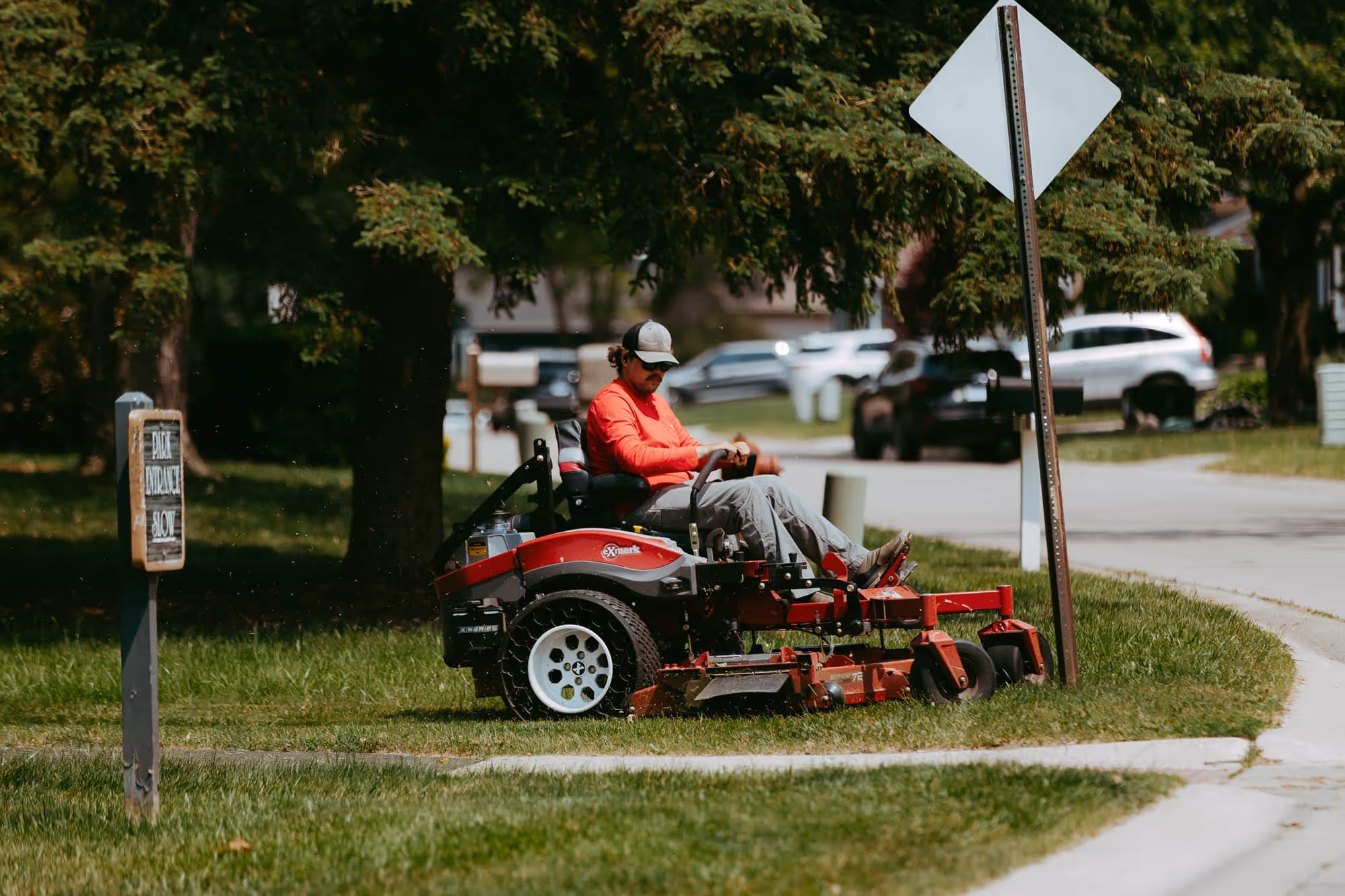 Commercial lawn care near me in Novi, MI