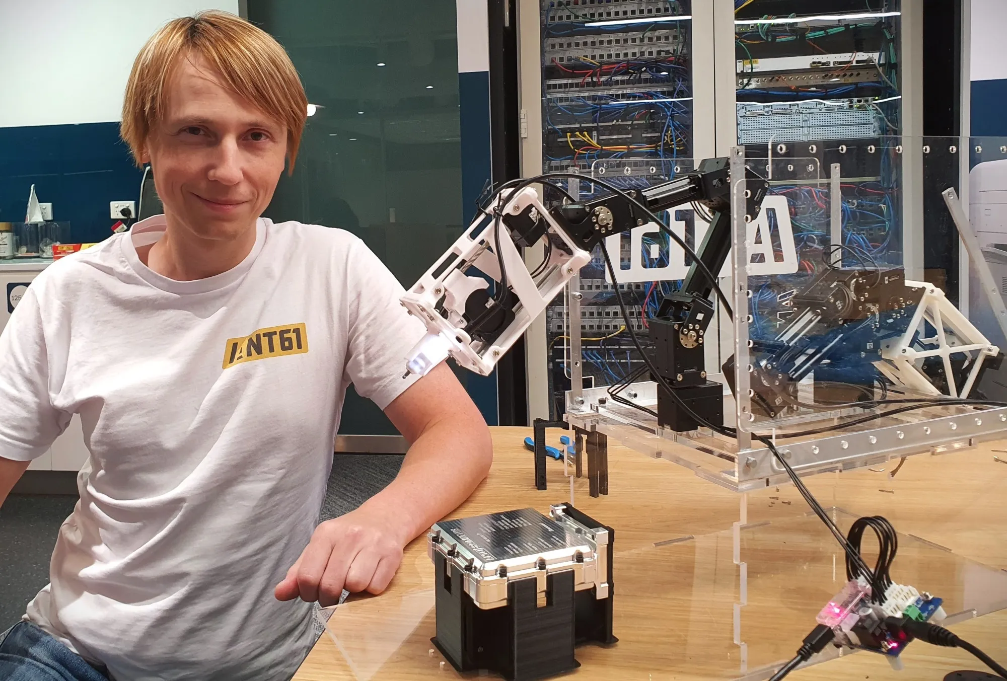 ANT61