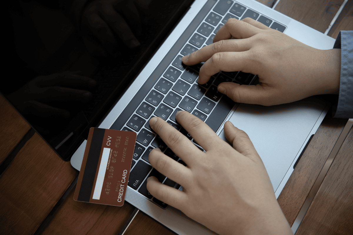 Cara memanfaatkan kartu kredit untuk investasi