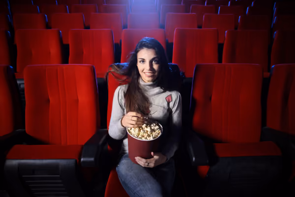 Mengenal cinema therapy: cara menjaga kesehatan mental dengan menonton film