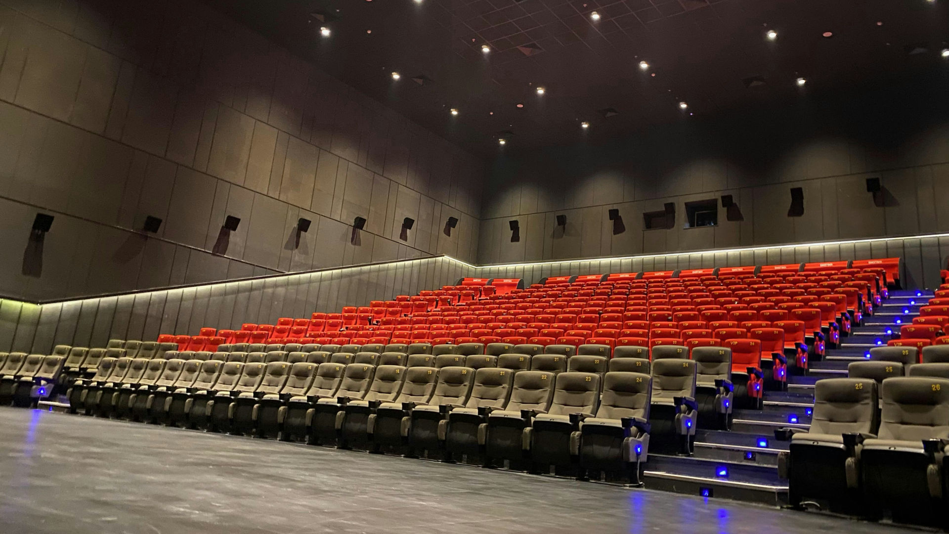 Mengenal 9 jenis studio di bioskop dan masing-masing keunggulannya