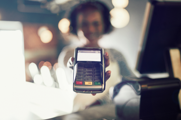 Tips melakukan transaksi di luar negeri agar liburanmu lebih aman